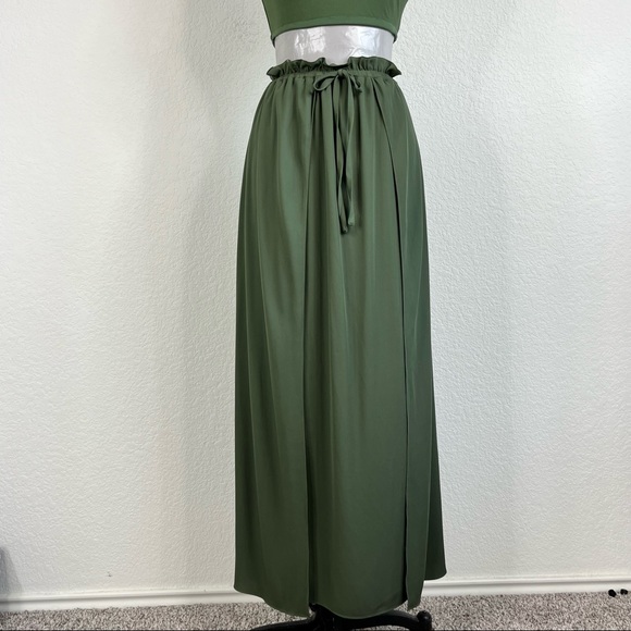 Ali & Jay 2 Pc Crop Tank Maxi Slit Skirt Det - Picture 8 of 12